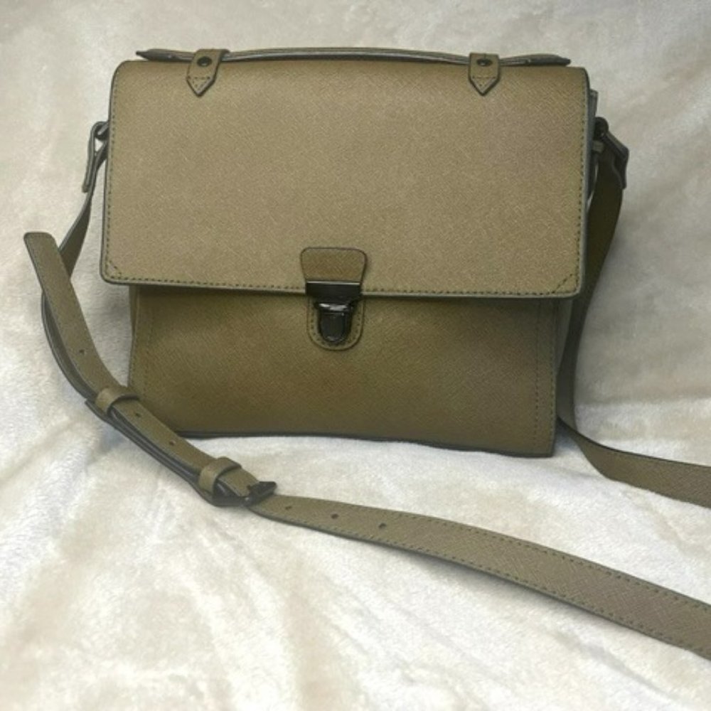 III BeCa by Joy Gryson "Murray Street" Crossbody Bag in Olive Green